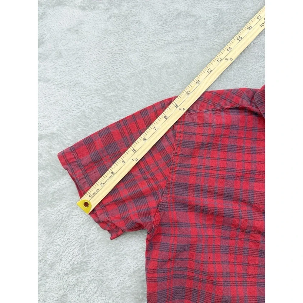 Levis Mens Size Medium Button Up Plaid Cotton Polyester Red Camisa Short Sleeve